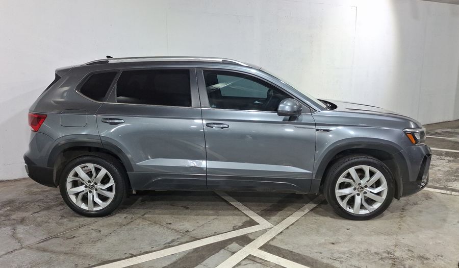 Volkswagen Taos 1.4 TSI COMFORTLINE AUTO Suv 2021