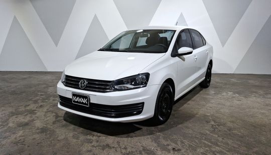 Volkswagen • Vento