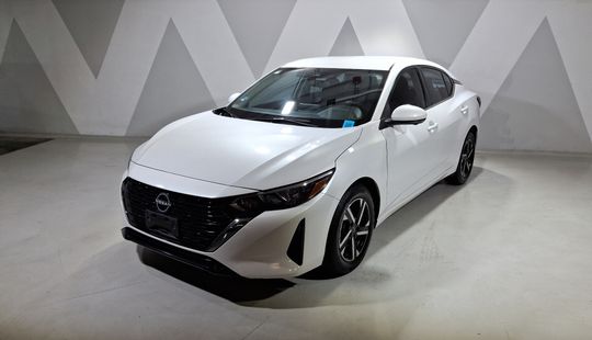 Nissan • Sentra