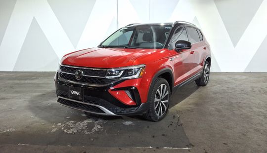 Volkswagen • Taos