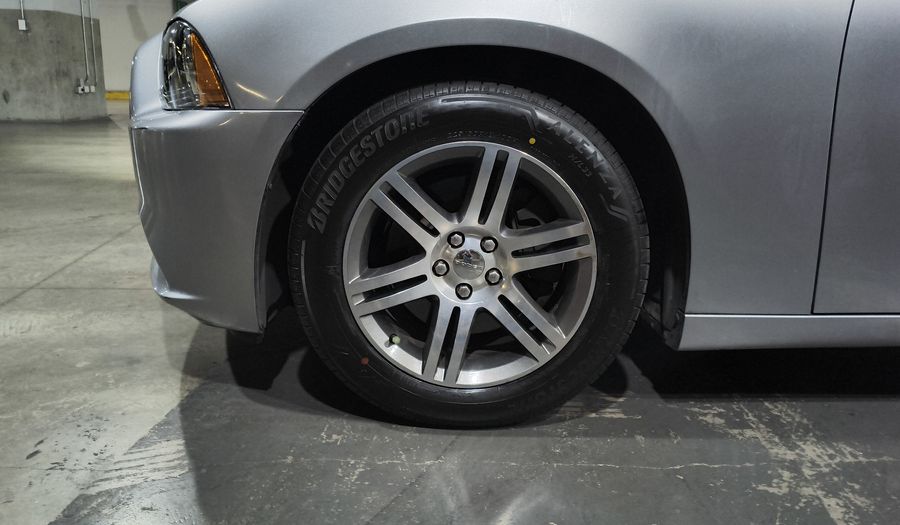 Dodge Charger 3.6 SXT PREMIUM Sedan 2013