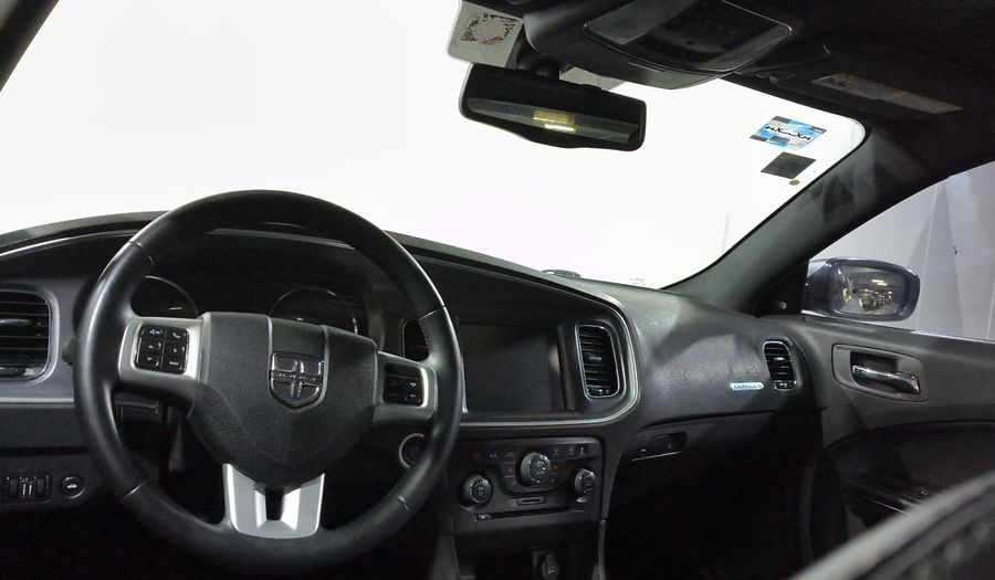 Dodge Charger 3.6 SXT PREMIUM Sedan 2013