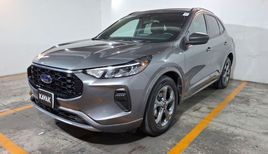 Ford • Escape