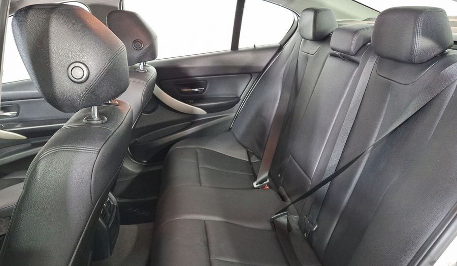 Bmw Serie 3 2.0 320IA Sedan 2016