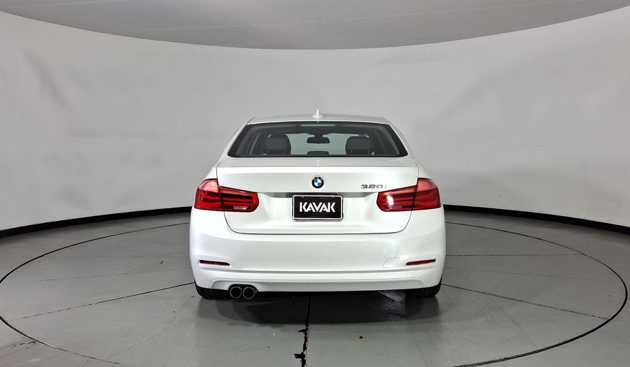 Bmw Serie 3 2.0 320IA Sedan 2016