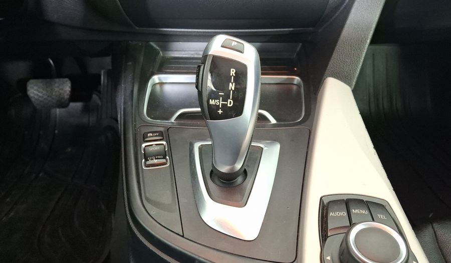 Bmw Serie 3 2.0 320IA Sedan 2016