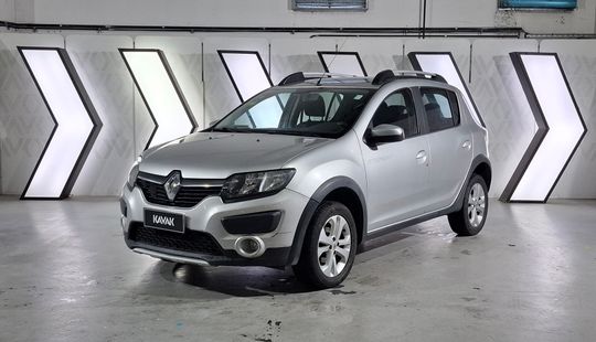 Renault • Sandero Stepway
