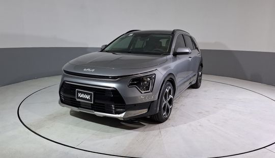 Kia • Niro