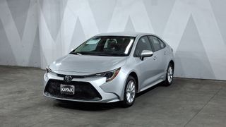 Toyota • Corolla