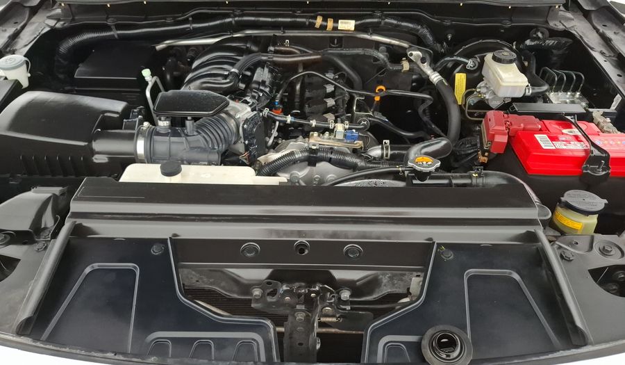 Nissan Np300 2.5 PLATINUM LE AC Pickup 2020