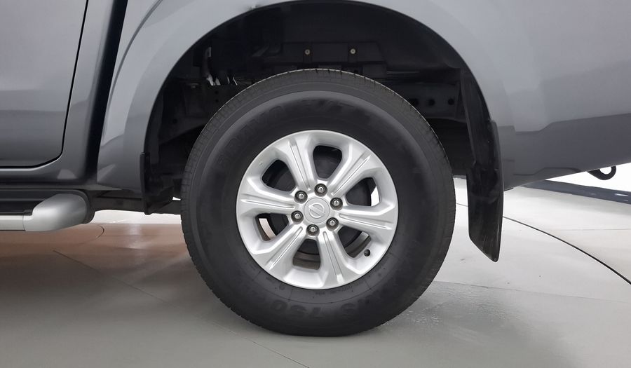 Nissan Np300 2.5 PLATINUM LE AC Pickup 2020