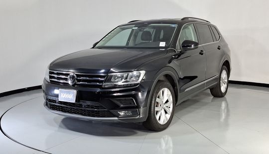 Volkswagen • Tiguan