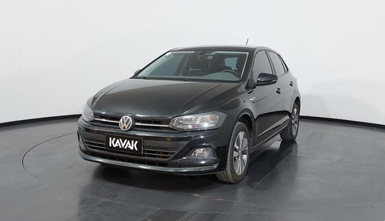 Volkswagen • Polo