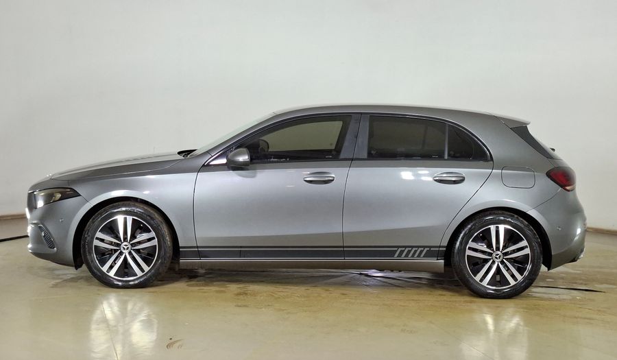 Mercedes Benz Clase A 1.3 200 DCT PROGRESSIVE Hatchback 2022