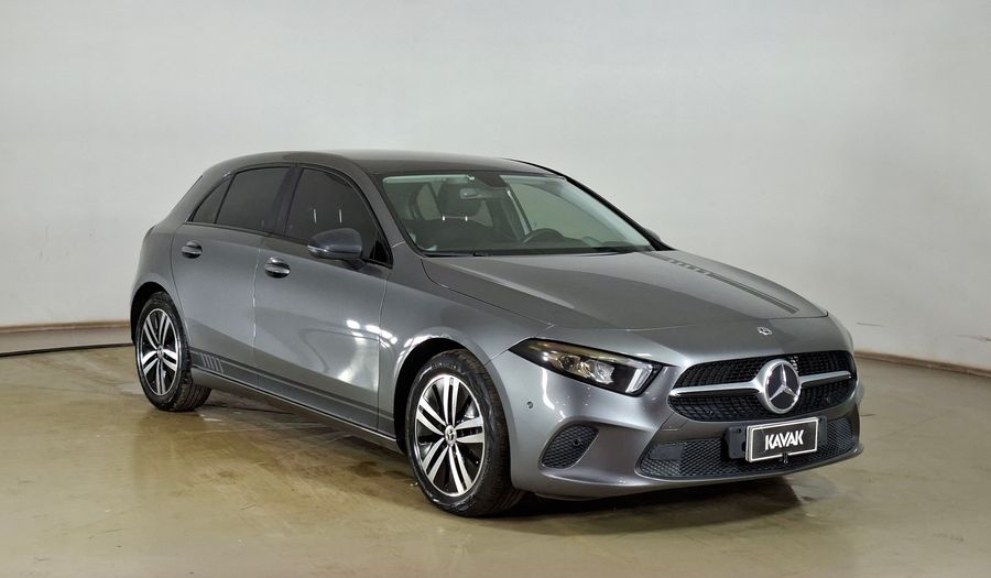 Mercedes Benz Clase A 1.3 200 DCT PROGRESSIVE Hatchback 2022