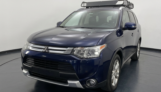 Mitsubishi • Outlander
