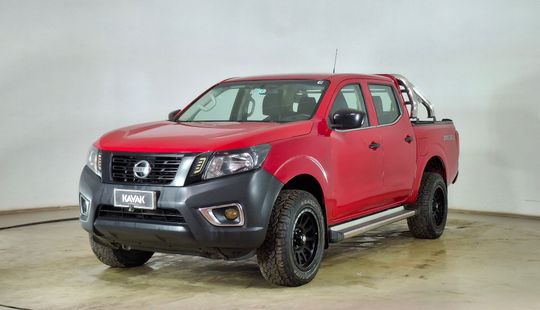 Nissan • Navara