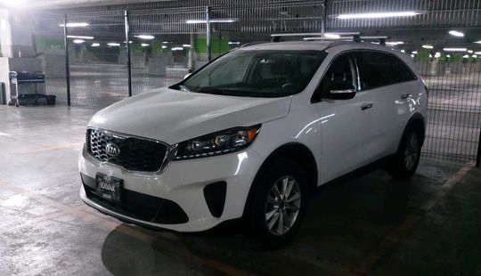 Kia • Sorento