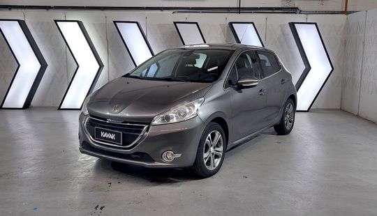 Peugeot • 208
