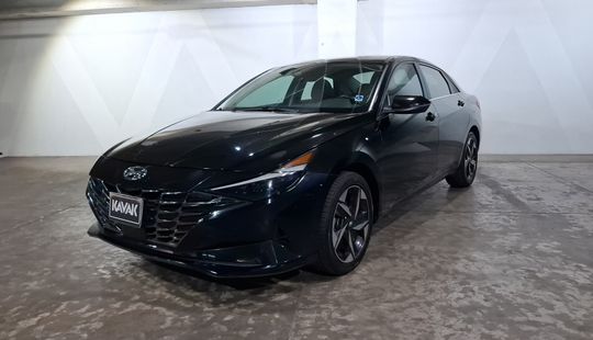 Hyundai • Elantra