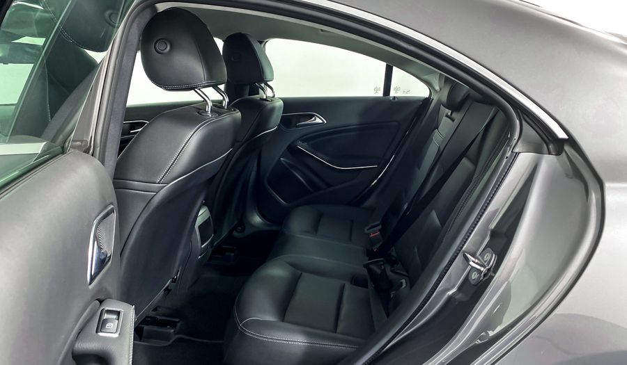 Mercedes Benz Clase Cla 1.6 CLA 200 SPORT DCT Coupe 2019