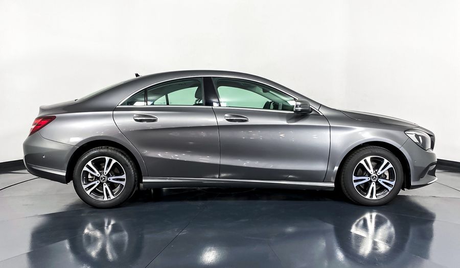 Mercedes Benz Clase Cla 1.6 CLA 200 SPORT DCT Coupe 2019