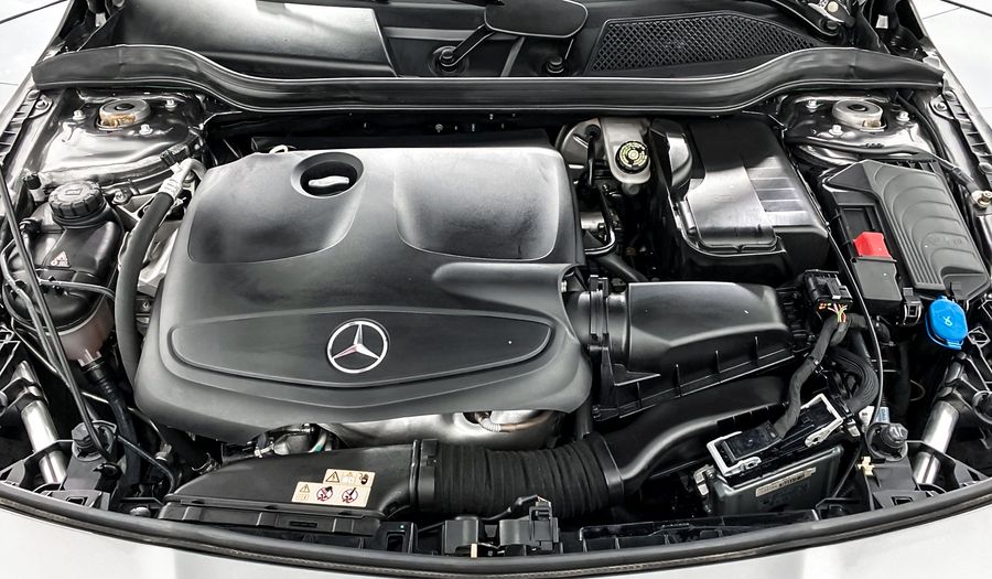 Mercedes Benz Clase Cla 1.6 CLA 200 SPORT DCT Coupe 2019