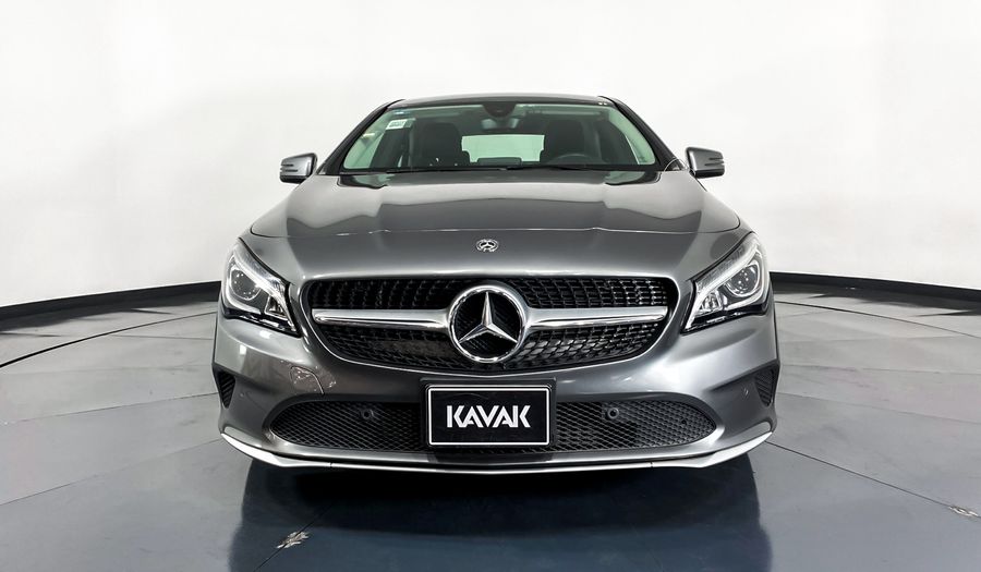 Mercedes Benz Clase Cla 1.6 CLA 200 SPORT DCT Coupe 2019