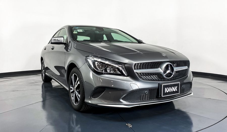 Mercedes Benz Clase Cla 1.6 CLA 200 SPORT DCT Coupe 2019