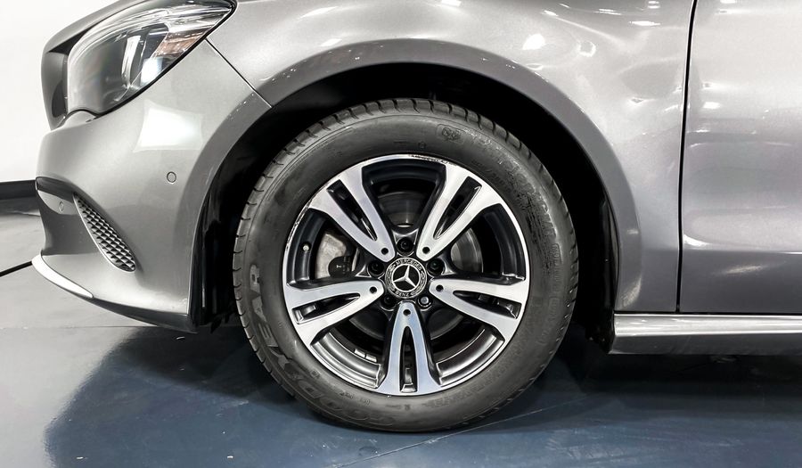 Mercedes Benz Clase Cla 1.6 CLA 200 SPORT DCT Coupe 2019