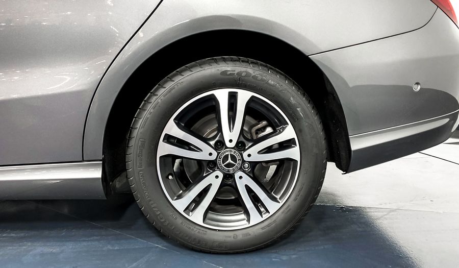Mercedes Benz Clase Cla 1.6 CLA 200 SPORT DCT Coupe 2019