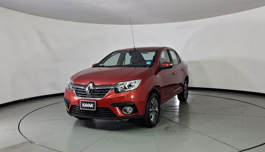 Renault • Logan