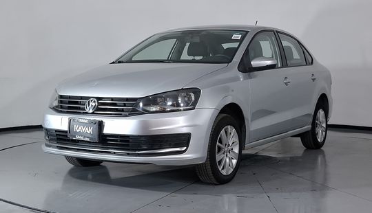 Volkswagen • Vento