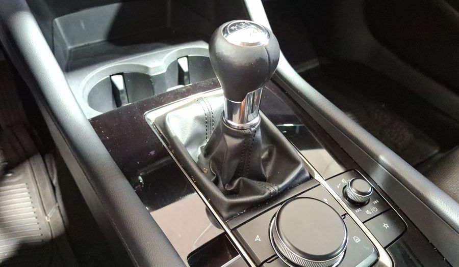 Mazda 3 2.5 I SPORT Sedan 2022
