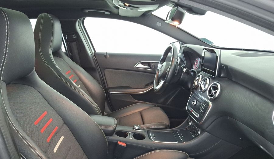 Mercedes Benz Clase A 1.6 200 STYLE DCT Hatchback 2018