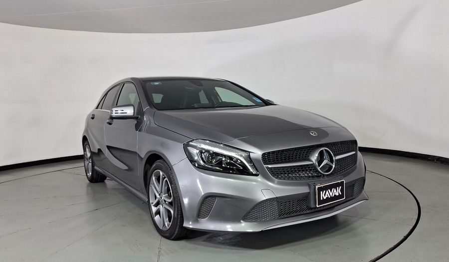 Mercedes Benz Clase A 1.6 200 STYLE DCT Hatchback 2018