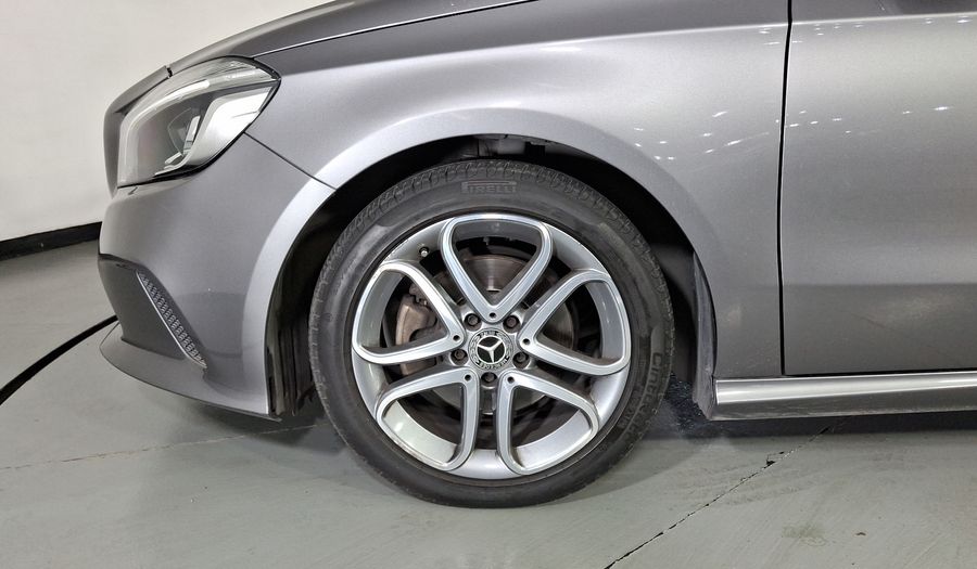Mercedes Benz Clase A 1.6 200 STYLE DCT Hatchback 2018