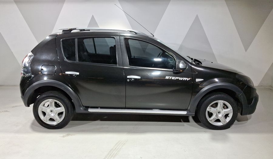 Renault Stepway 1.6 DYNAMIQUE MT Hatchback 2013