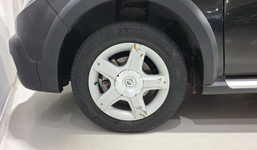 Renault Stepway 1.6 DYNAMIQUE MT Hatchback 2013