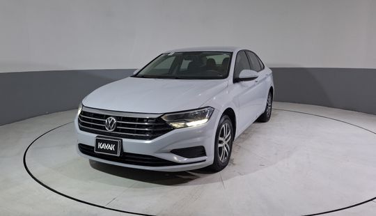 Volkswagen • Jetta
