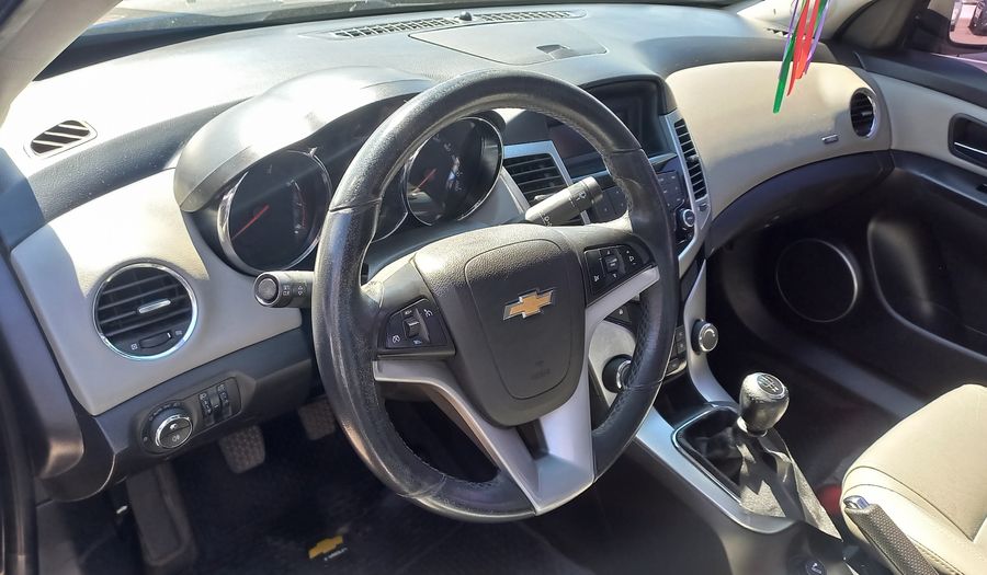 Chevrolet Cruze 1.8 LTZ Hatchback 2013