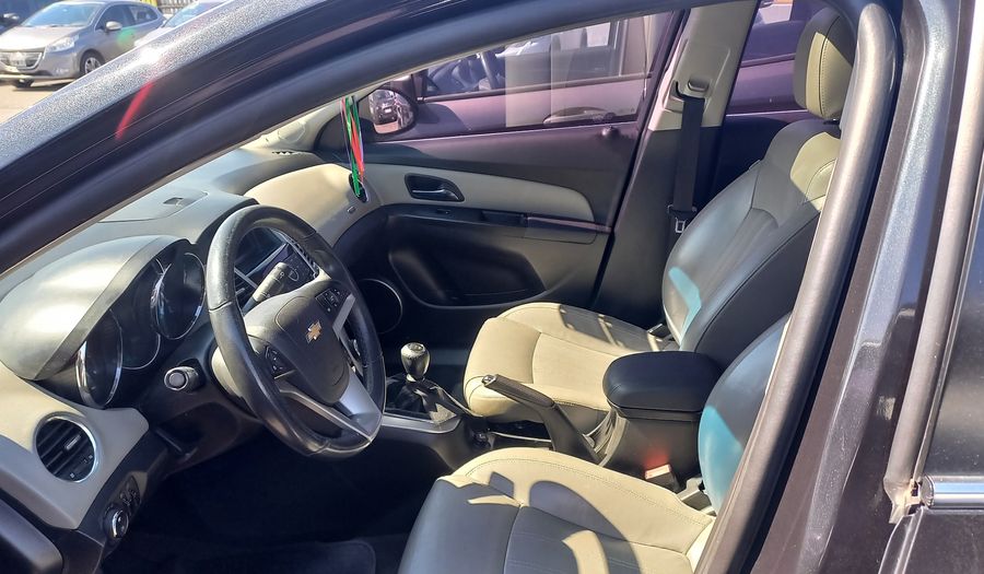 Chevrolet Cruze 1.8 LTZ Hatchback 2013