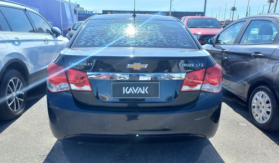 Chevrolet Cruze 1.8 LTZ Hatchback 2013