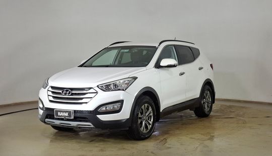 Hyundai • Santa Fe