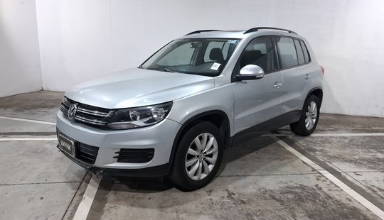 Volkswagen • Tiguan