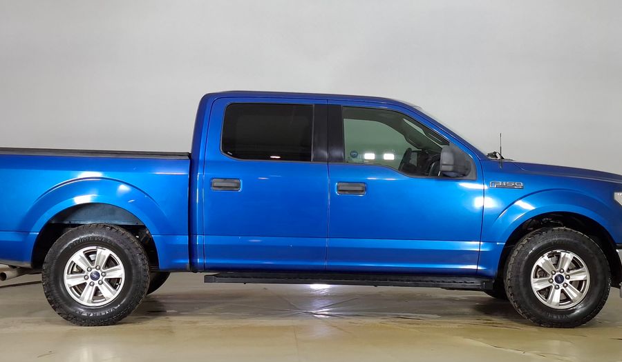 Ford F-150 3.5 XLT AUTO DOUBLE CAB Pickup 2016