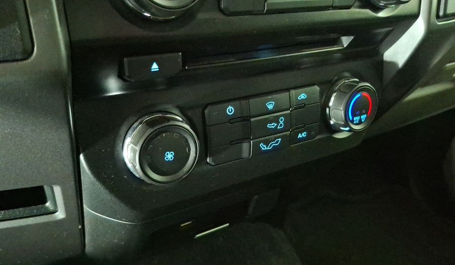 Ford F-150 3.5 XLT AUTO DOUBLE CAB Pickup 2016