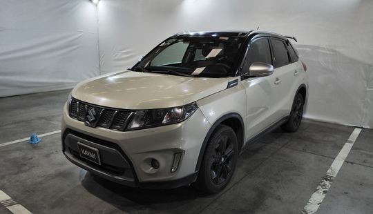 Suzuki • Vitara