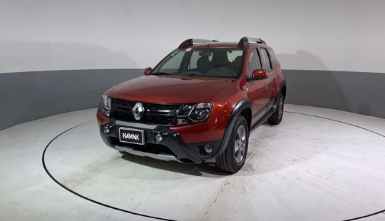 Renault • Duster