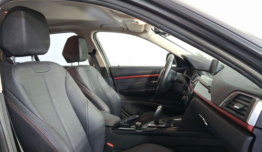 Bmw Serie 3 1.5 318IA SPORT LINE AUTO Sedan 2018
